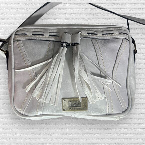 B.O.C. White With Gray Undertone Crossbody - Picture 1 of 8